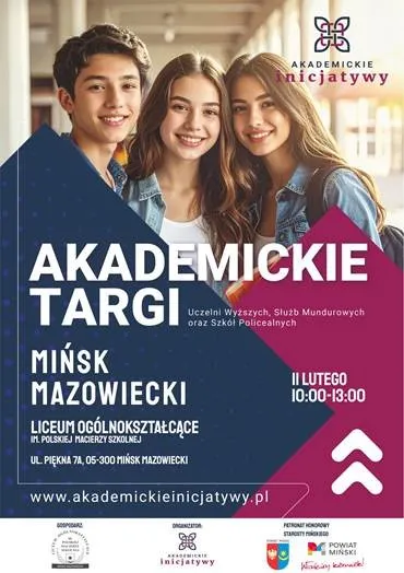 Trzy uśmiechnięte młode osoby na tle jasnego pomieszczenia. Po lewej i prawej stronie grafika z informacjami o Akademickich Targach w Mińsku Mazowieckim, data i godzina wydarzenia oraz miejsce. Kolory dominujące to granatowy i bordowy.